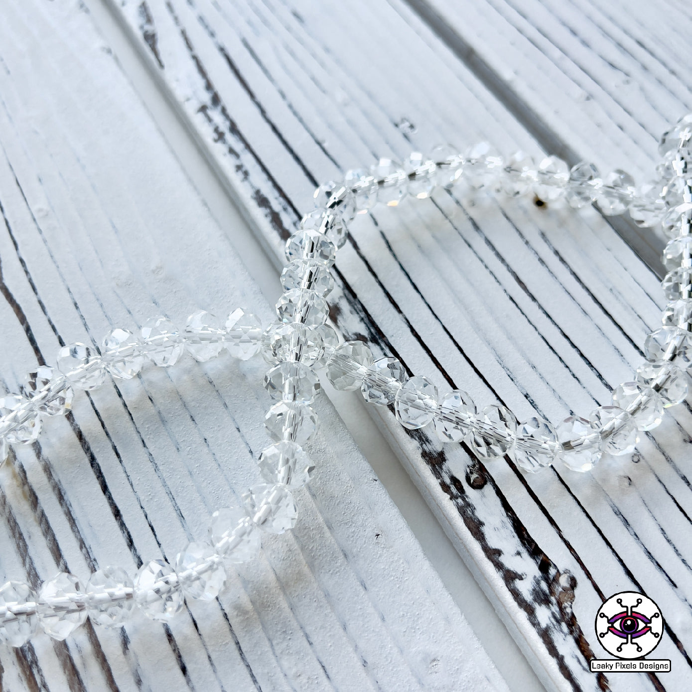 Collar Perler de píxeles con fugas