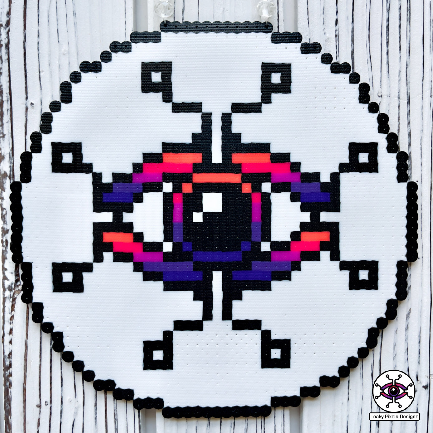 Collar Perler de píxeles con fugas