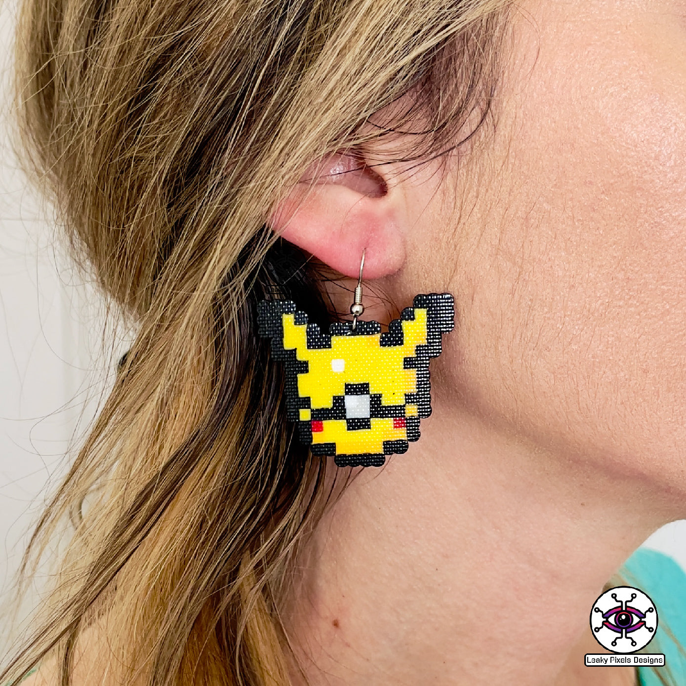 pokemon pokeball earrings charizard pikachu gengar